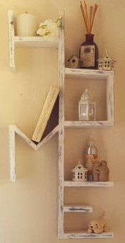 A Crafty Mix Home Shelf